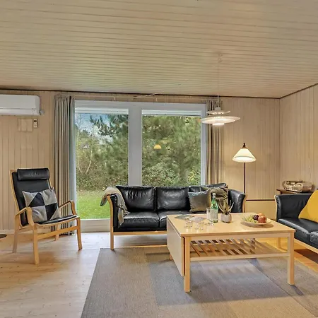 Hébergement de vacances Beautiful In Rudkobing With Wifi